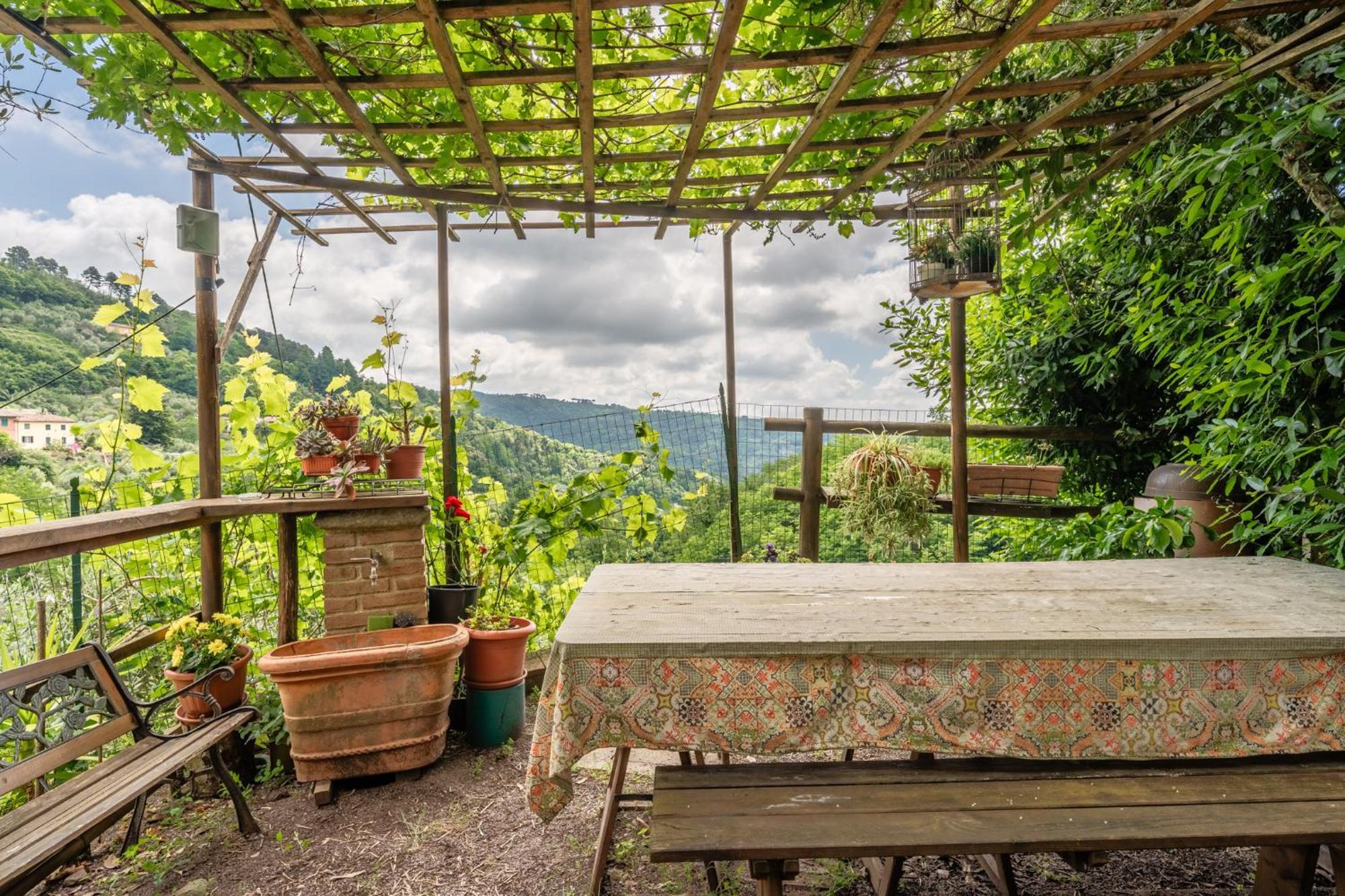 Antico Casale Toscano Sulla Collina Villa Marliana Exterior photo